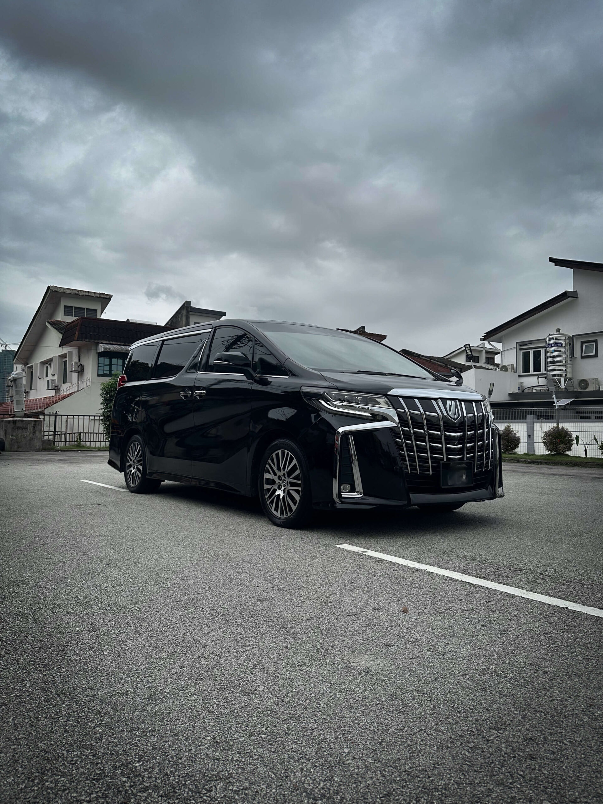 Toyota Alphard 2.5 SE